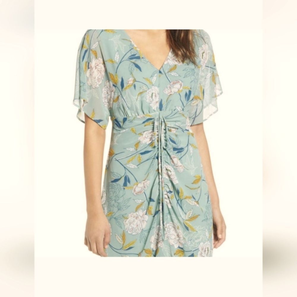 June & Hudson short sleeve v neck dress